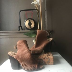 Vince Camuto Booties (Chunky Heel)
